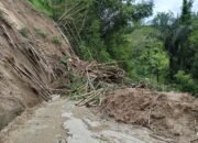 Akses jalan menghubungkan Serdang Putus Akibat tanah longsor